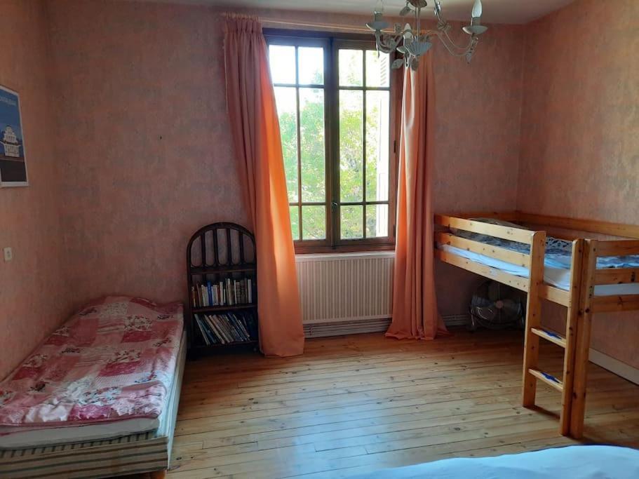 Maison De Famille Avec Parc Arbore Montauban Exteriör bild